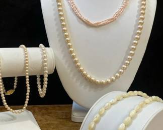 Triple Strand Pink Pearl Necklace Other Costume Pearl Necklaces