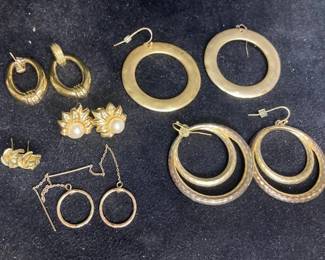 Trifari And More Gold Tone Fashion Earrings