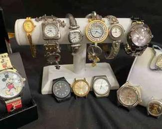 Mickey Mouse Watch Chicos And Others For Parts
