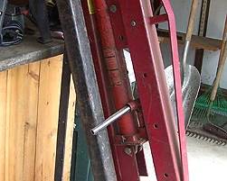 Excalibur engine hoist