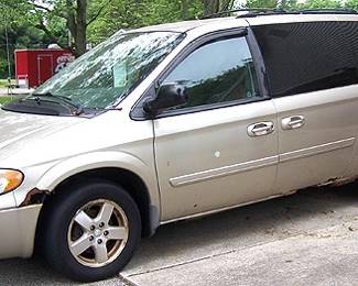 2006 Dodge Caravan - 126,000 + mi.