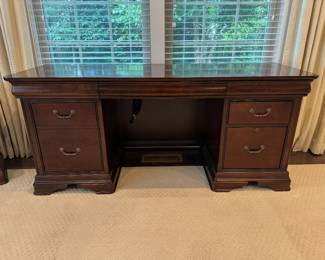 Havertys 5 Drawer / 1 Door Desk (23"D x 67-1/2"W x 29-1/2"H)