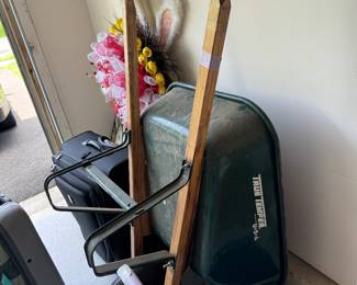 True Temper Wheel Barrow