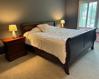Eastern King Sleigh Bed 