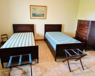 Vintage twin bedroom set