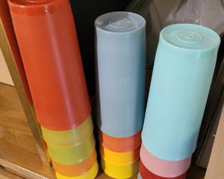 Tupperware cups