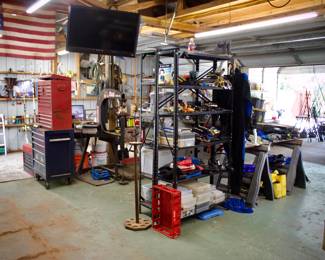 WORKING Vivio TV, Fishing Tackle Boxes, Gloves