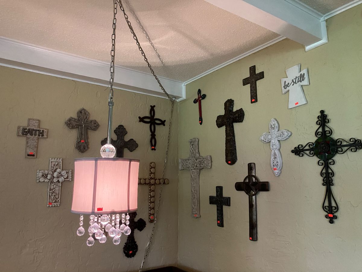 Copeland Estate Sale in Plainview, TX starts on 5/30/2024