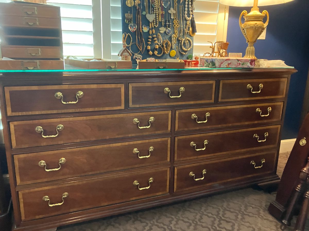 Copeland Estate Sale in Plainview, TX starts on 5/30/2024