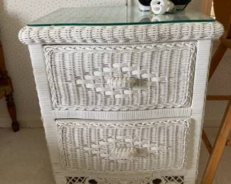 White wicker bed-side table with 2 drawers