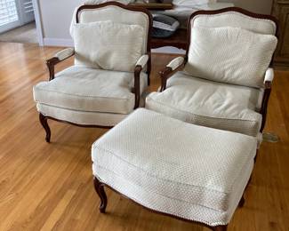 Pair of upholstered chairs and ottoman with eyelas fabric