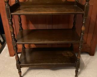Adorable mahogany curio shelf