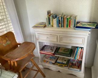 Whittewashed bookcase with 2 drawers
