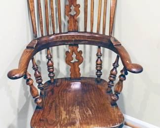 Spade Arm Windsor Chair