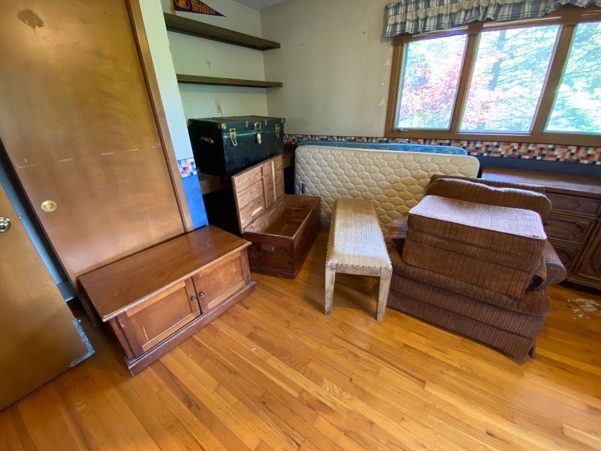 Ponca Hills estate sale in Omaha, NE starts on 5/31/2024