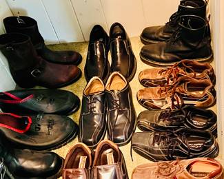 Mens boots and shoes including Doc Martens in nearby Holland Massachusetts this Sunday June 2 from 9am-1pm