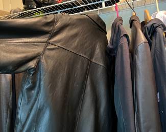 Mens Leather Jacket in nearby Holland Massachusetts this Sunday June 2 from 9am-1pm