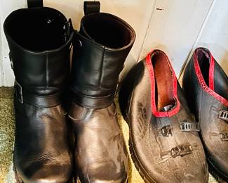 Mens boots and shoes in nearby Holland Massachusetts this Sunday June 2 from 9am-1pm