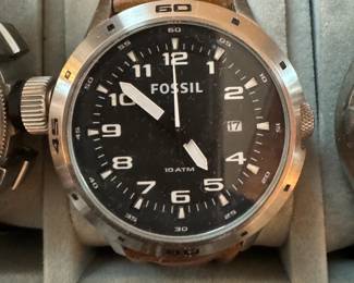 Fossil Men's Watches & Timepieces in nearby Holland Massachusetts this Sunday June 2 from 9am-1pm