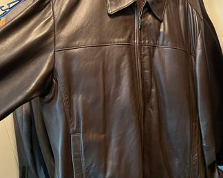 Mens Leather Jacket in nearby Holland Massachusetts this Sunday June 2 from 9am-1pm