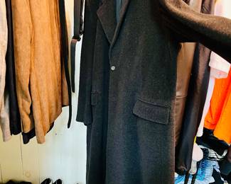 Mens coat  in nearby Holland Massachusetts this Sunday June 2 from 9am-1pm