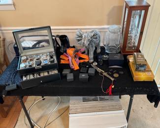 Men's Watches & Timepieces in nearby Holland Massachusetts this Sunday June 2 from 9am-1pm