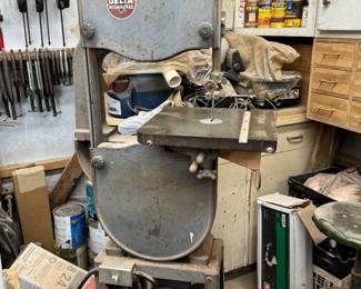 Band saw