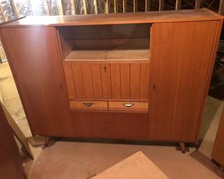 Mid Century Modern Danish Bar Teak Cabinet
