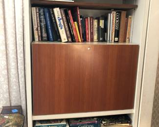 Many books! Vintage! Contemporary! Automobiles, Firearms, Gardening & More!