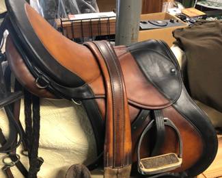 Steuben Saddle Made in Switzerland