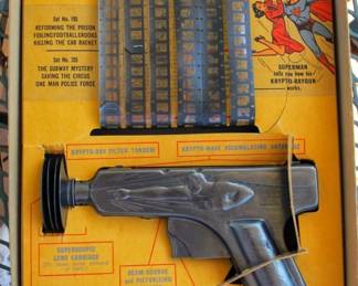 RARE 1940'S SUPERMAN KRYPTO RAYGUN