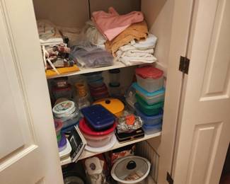 LINENS, TUPPERWARE AND KITCHEN EQUIPMENT 