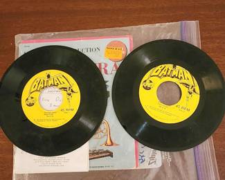 ORIGINAL 1966 VINTAGE BATMAN 45 RPM RECORDS