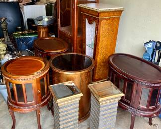 Lots of great furniture accent pieces