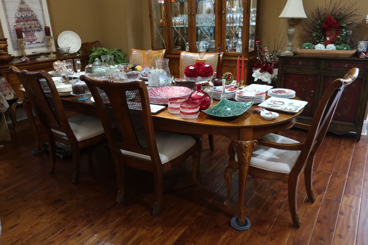 DIVINE FINDS ESTATE SALE IN EVANS in Evans, GA starts on 5/31/2024