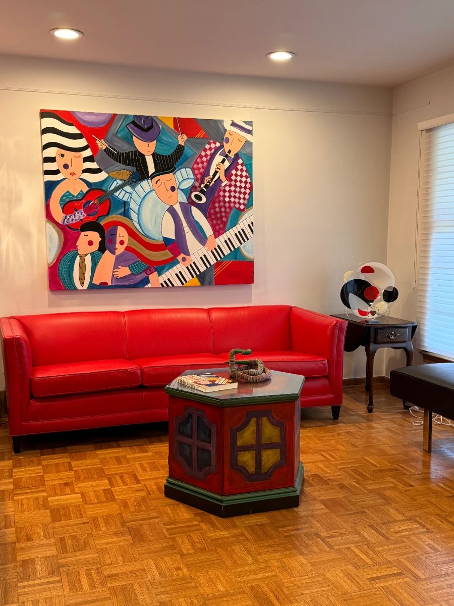 Modern Art & Antiques In Huntington Woods starts on 5/31/2024