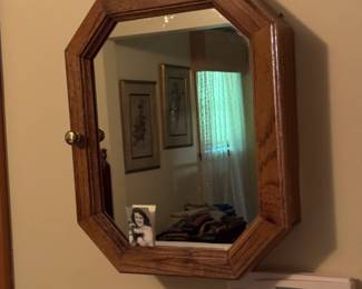 mirrored wall cabinet