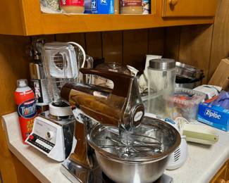 vintage Sun Beam mixer with original bowl and mixing attachments