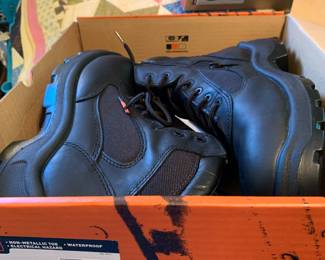 Men's Red Wing side zip boots, 11, NIB