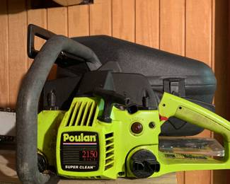 Poulan chainsaw with case