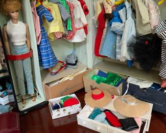 Barbie Ponytail trunk full of original outfits and accessories: shoes, hats, purses even a fish on a fishing pole from the picnic set! Will sell as one lot.