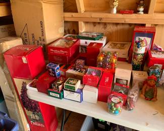 Ornaments, trees and decor