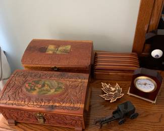 Wooden jewelry boxes/items