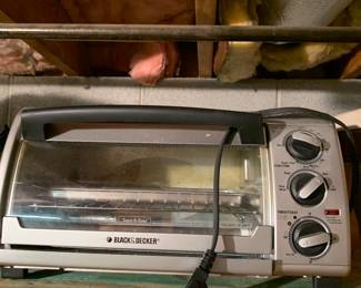 Black and Decker toaster oven