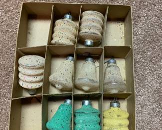 Vintage ornaments Franke