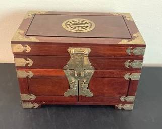 Rosewood Asian Jewelry Chest L203
