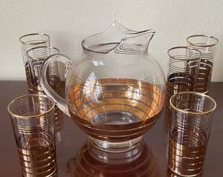 Excellent Condition Vintage MCM Dorothy Thorpe Gold Striped 100 Oz Pitcher & 6 Tumblers K64
