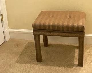 Upholstered Stool/bench L208
