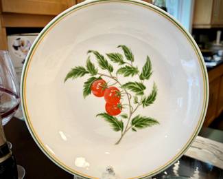 Tomato-themed salad bowl set from Portugal