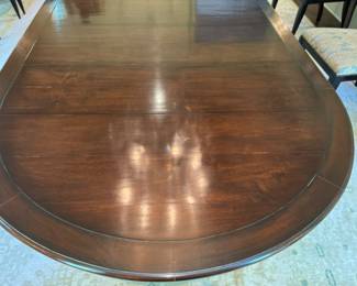 Dessin Fournir double pedestal dining table                   29"h x 114" long x 48"w - plus one 24” leaf